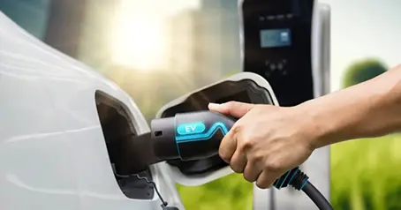 Unafraid of high temperature and pressure, SABIC's innovative film helps electric vehicle capacitors achieve new breakthroughs